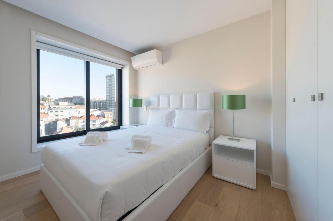 Lovelystay - Trindade Cozy Apartment Porto Kültér fotó