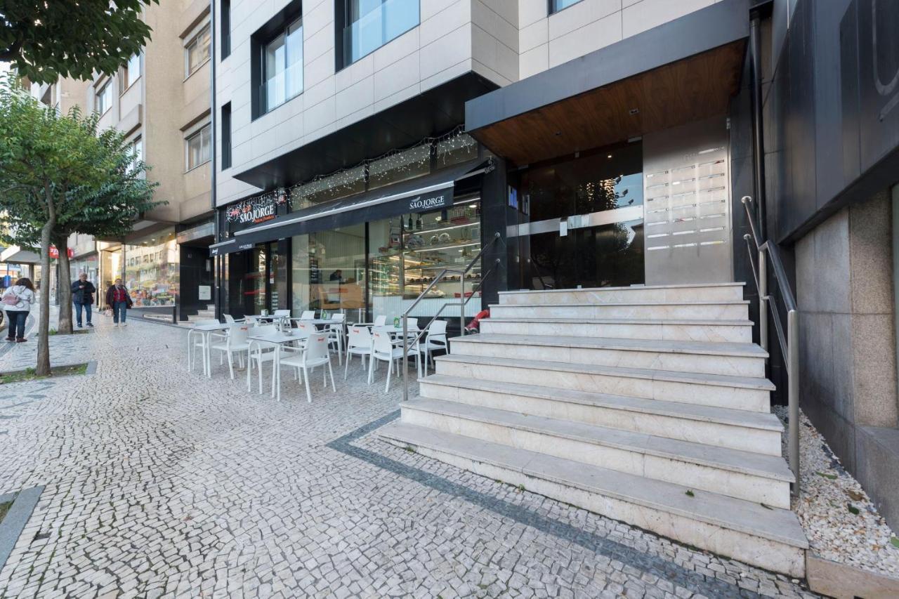 Lovelystay - Trindade Cozy Apartment Porto Kültér fotó